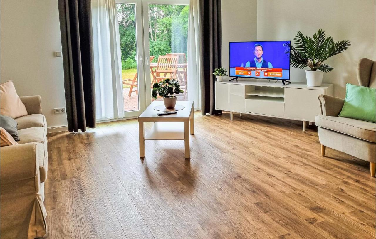 Lovely Apartment In Passow Ot Charlottenho Zahren Eksteriør bilde